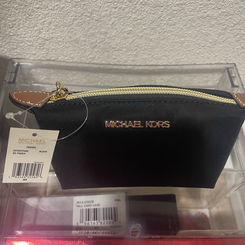 Michael kors Pouch